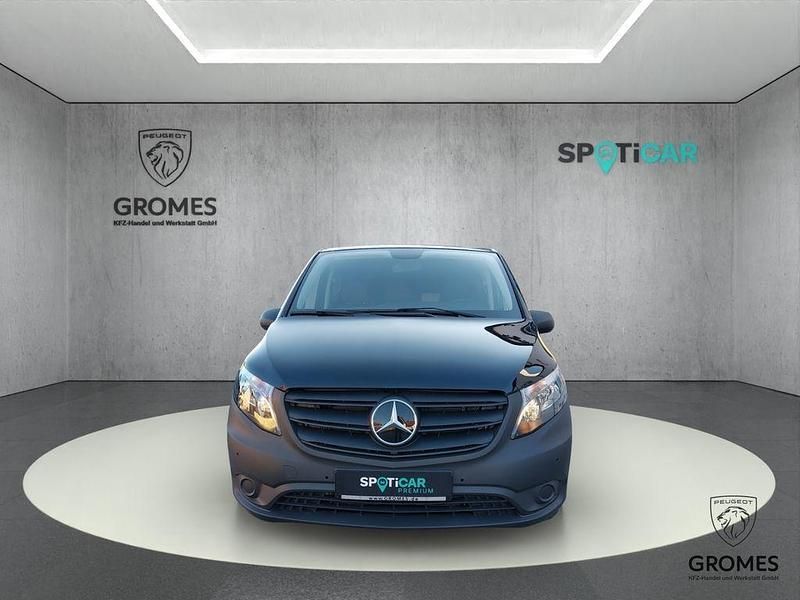 Gebraucht Mercedes Vito 163 PS (119 kW) 2024 Obsidianschwarz Van