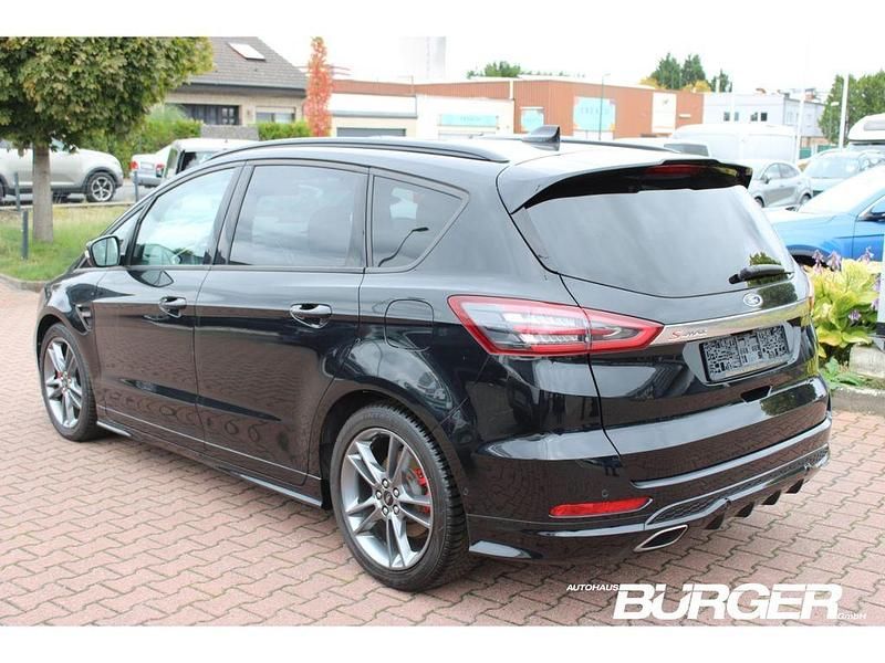 Gebraucht Ford S-MAX ST-Line 241 PS (177 kW) 2020 Schwarz Van / Kleinbus