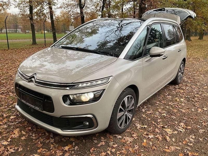 Grau Gebraucht 2018 Citroën Grand C4 Picasso Shine Van / Kleinbus | 4.500 € - Bild 1/4