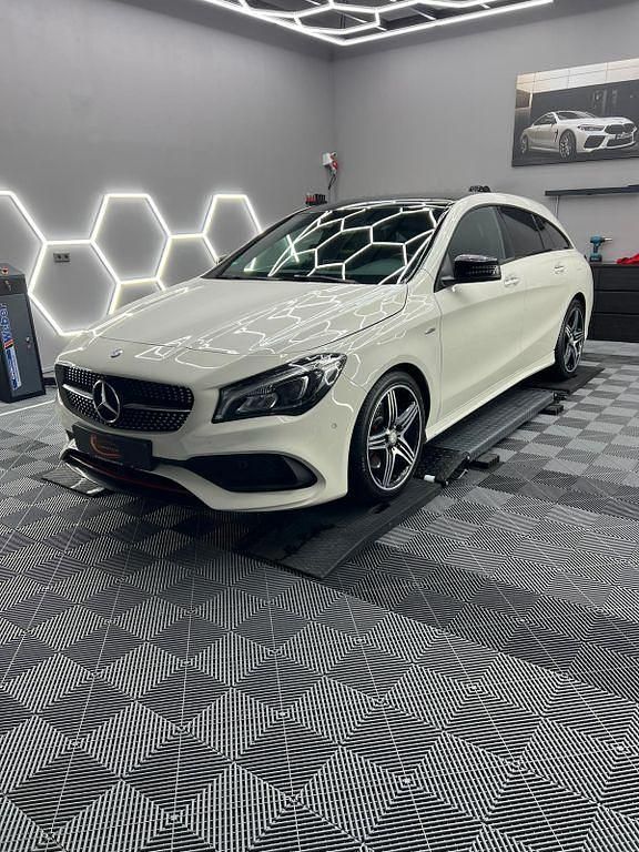 Weiß Gebraucht 2017 Mercedes CLA250 Shooting Brake AMG Kombi | 22.000 € (Fairer Preis) - Bild 1/4