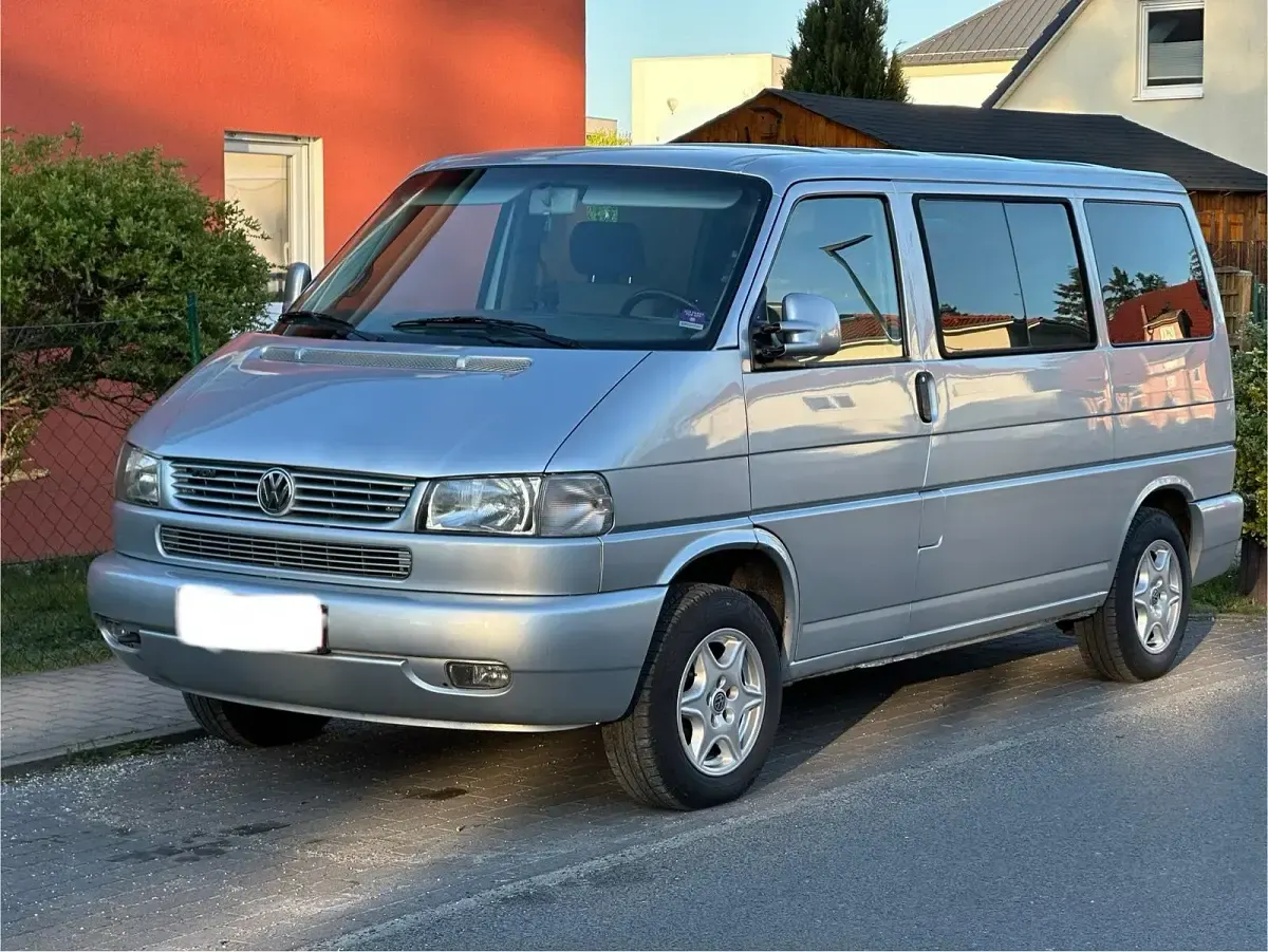 Usata VW Multivan 100 CV (73 kW) 2000 Argento Monovolume