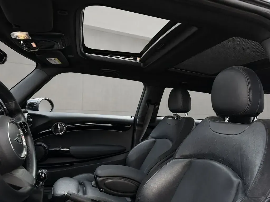Gebraucht Mini Cooper S Classic 178 PS (130 kW) 2021 Schwarz Kleinwagen