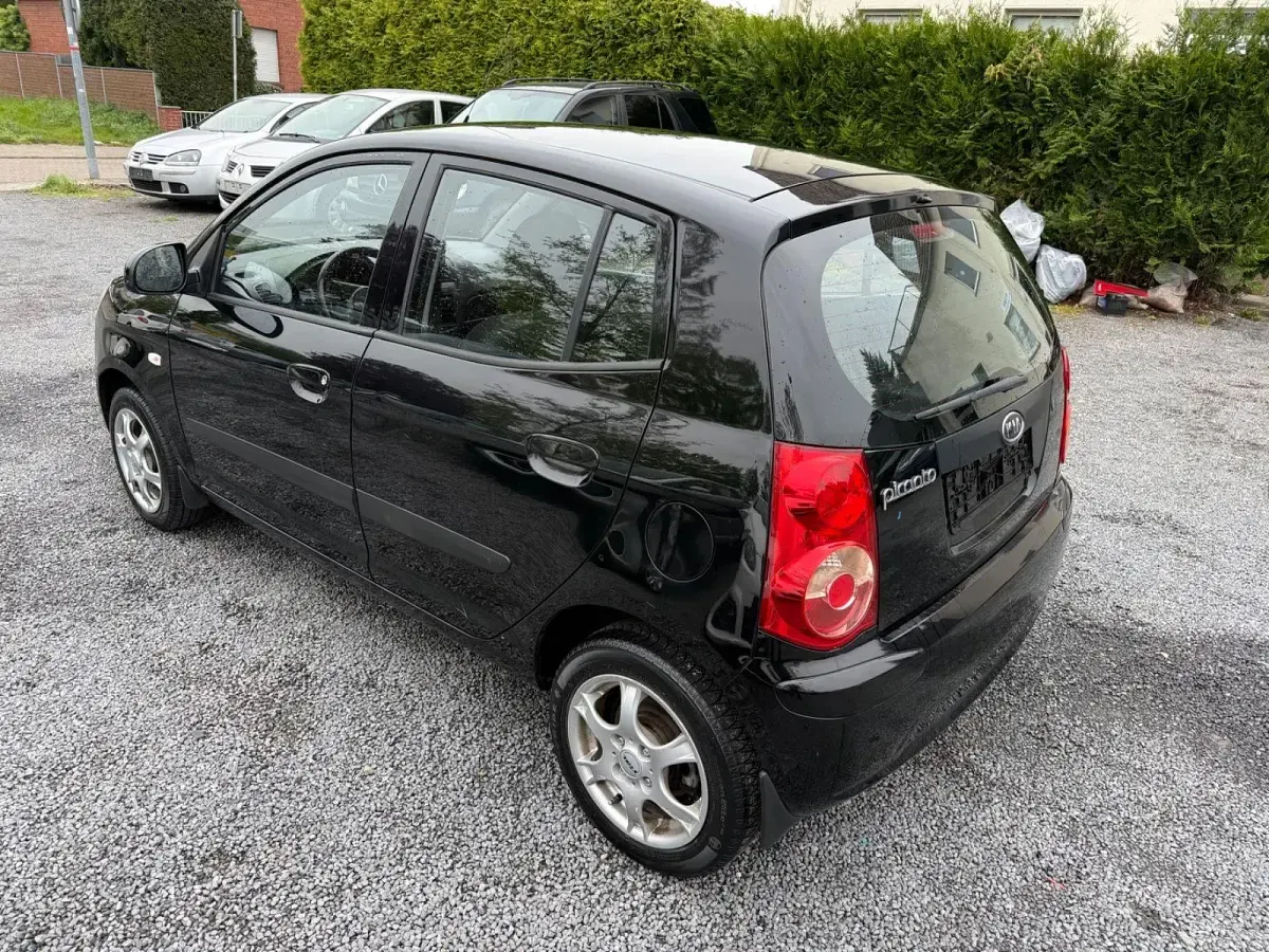 Gebraucht Kia Picanto Vision 65 PS (47 kW) 2010 Schwarz Kleinwagen