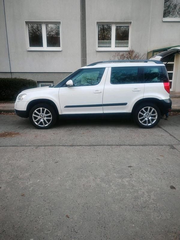 Gebraucht Skoda Yeti 180 PS (132 kW) 2011 Weiß SUV