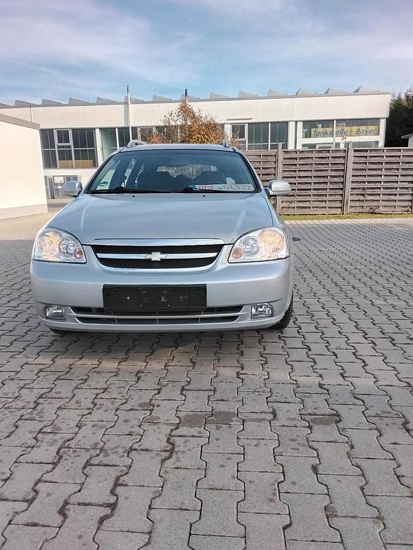 Gebraucht Chevrolet Nubira 110 PS (80 kW) 2010 Silber Kombi