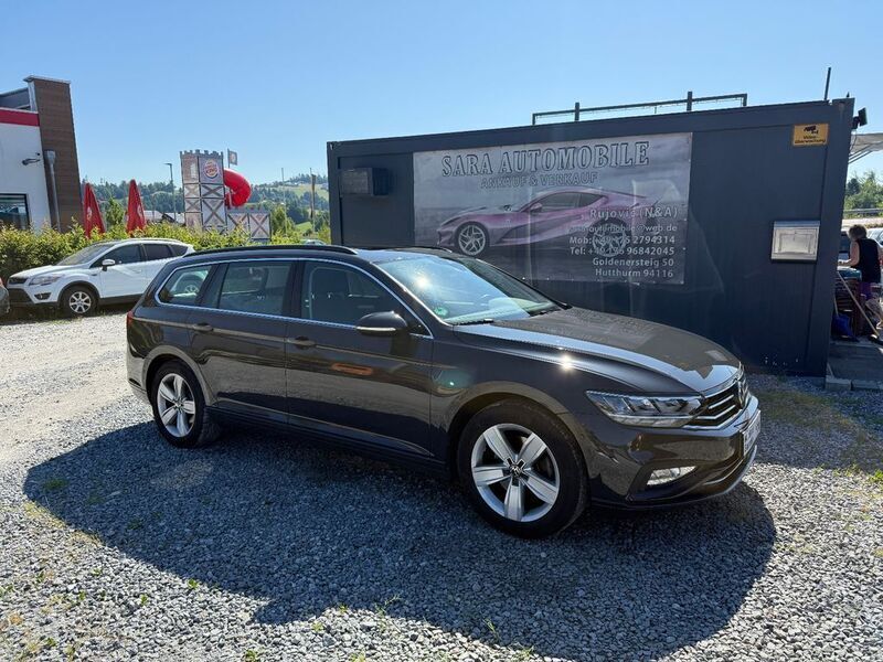 Grau Gebraucht 2019 VW Passat Business Kombi | 20.590 € (Fairer Preis) - Bild 1/4