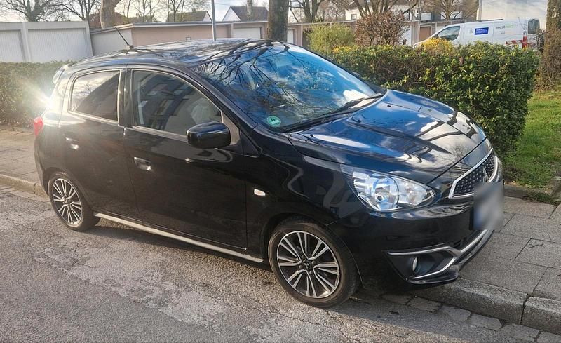 Gebraucht Mitsubishi Space Star Edition 80 PS (58 kW) 2017 Schwarz Kleinwagen