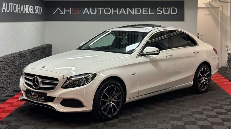 Weiß Gebraucht 2019 Mercedes C350e Avantgarde Limousine | 24.999 € (Fairer Preis) - Bild 1/4