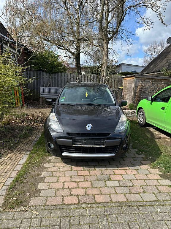 Second-hand Renault Clio II Expression 75 CP (55 kW) 2010 Negru Berlinǎ