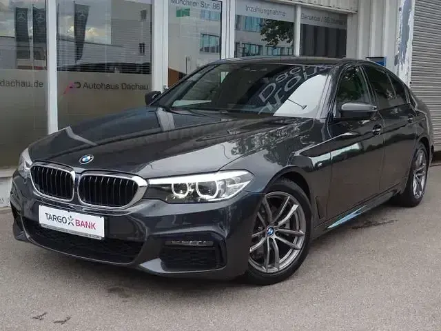 Gebraucht BMW 520 M Sport 184 PS (135 kW) 2019 Schwarz Limousine