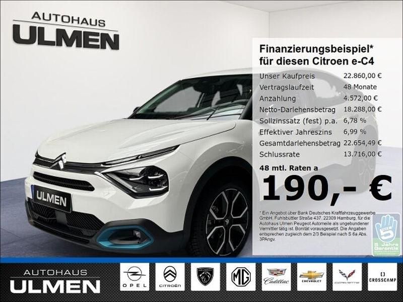 Weiss Gebraucht 2023 Citroën e-C4 Feel Limousine | 22.860 € (Fairer Preis) - Bild 1/4