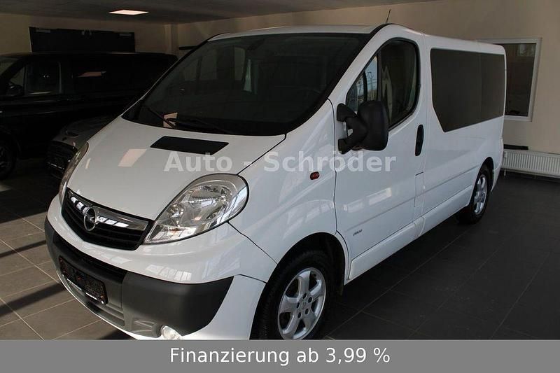 Gebraucht Opel Vivaro 114 PS (83 kW) 2014 Weiß Van / Kleinbus