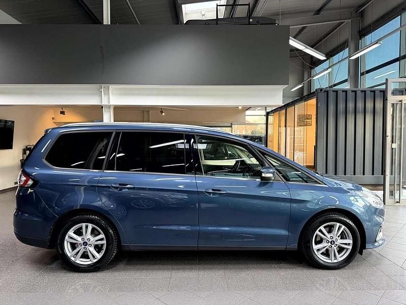 Gebraucht Ford Galaxy Titanium 190 PS (139 kW) 2020 Chromablau metallic Van / Kleinbus