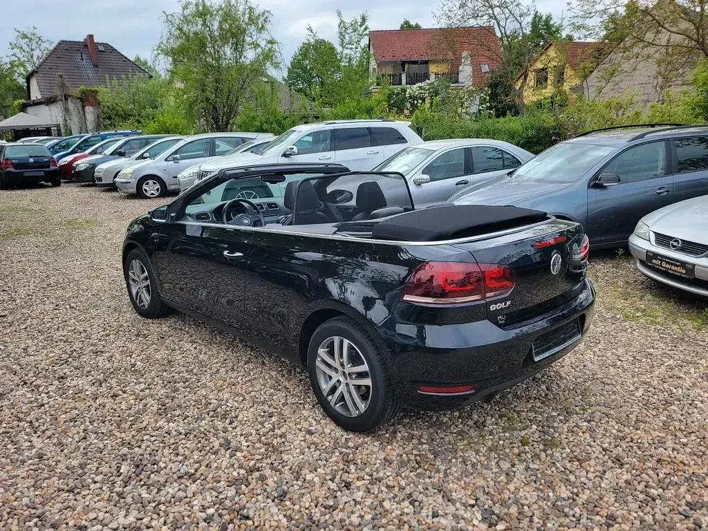 Gebraucht VW Golf 105 PS (77 kW) 2011 Schwarz Cabrio