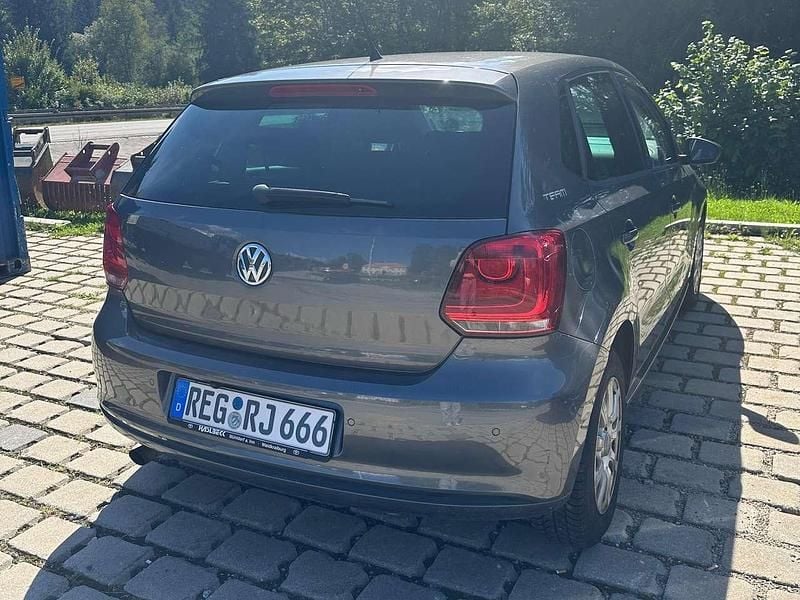 Gebraucht VW Polo 105 PS (77 kW) 2011 Grau Kleinwagen