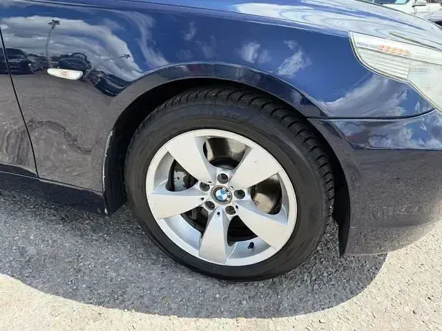 Gebraucht BMW 535 Sport Line 272 PS (200 kW) 2005 Blau Kombi