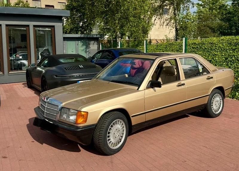 Gold Gebraucht 1986 Mercedes 190 Limousine | 4.500 € - Bild 1/4