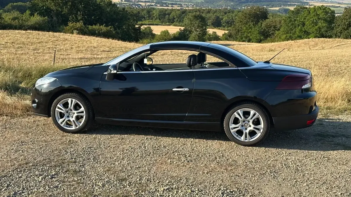 Gebraucht Renault Mégane Cabriolet 110 PS (80 kW) 2011 Schwarz Cabrio