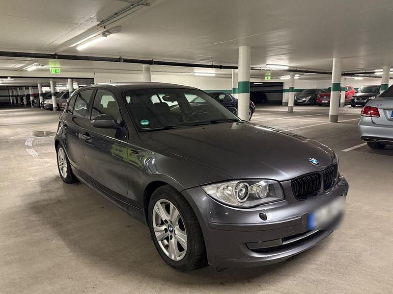 Gebraucht BMW 120 Advantage 177 PS (130 kW) 2007 Grau Kleinwagen