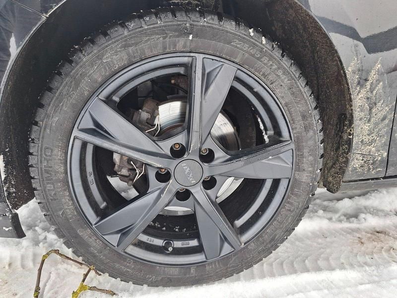 Gebraucht Opel Astra 125 PS (91 kW) 2019 Schwarz Limousine