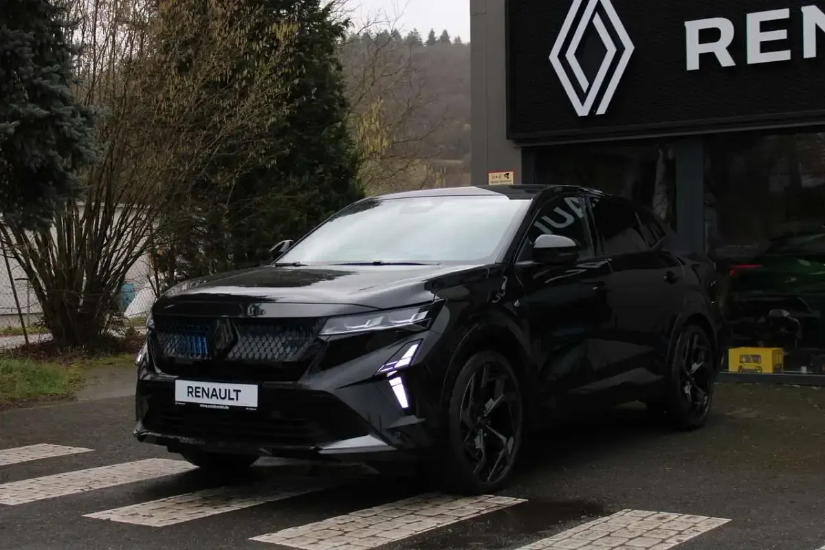 Neu Renault Rafale 300 PS (220 kW) 2026 Black pearlschwarz metallic SUV