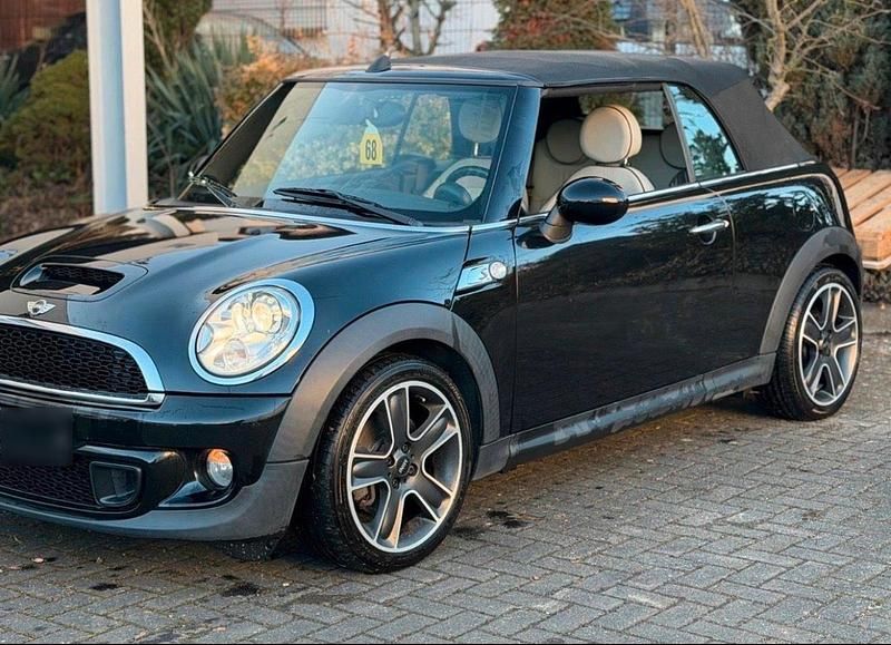 Gebraucht Mini Cooper S Cabriolet 185 PS (136 kW) 2011 Schwarz Cabrio