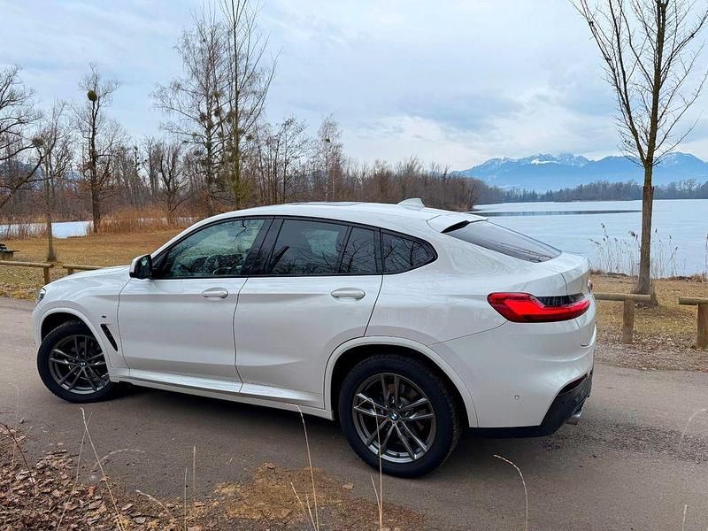 Gebraucht BMW X4 M Sport 184 PS (135 kW) 2019 Weiß SUV