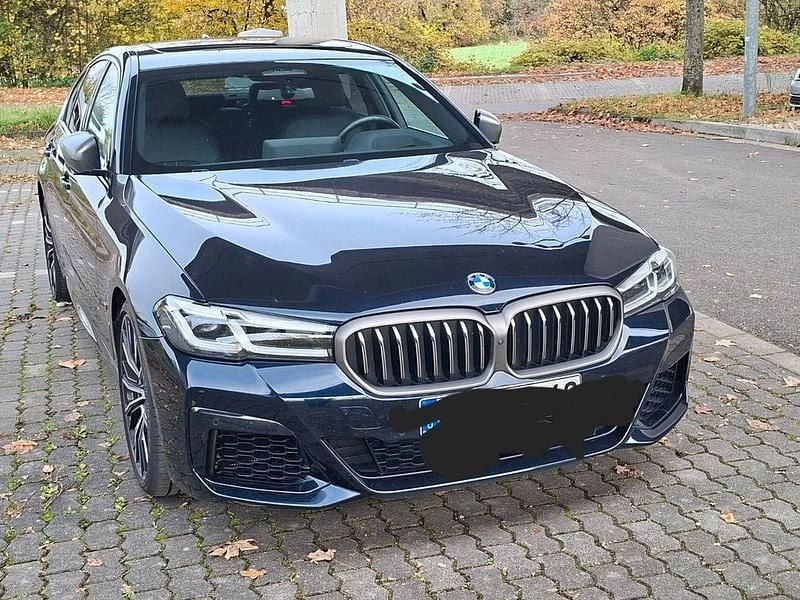 Schwarz Gebraucht 2022 BMW M550 Shadowline Limousine | 57.500 € (Fairer Preis) - Bild 1/4