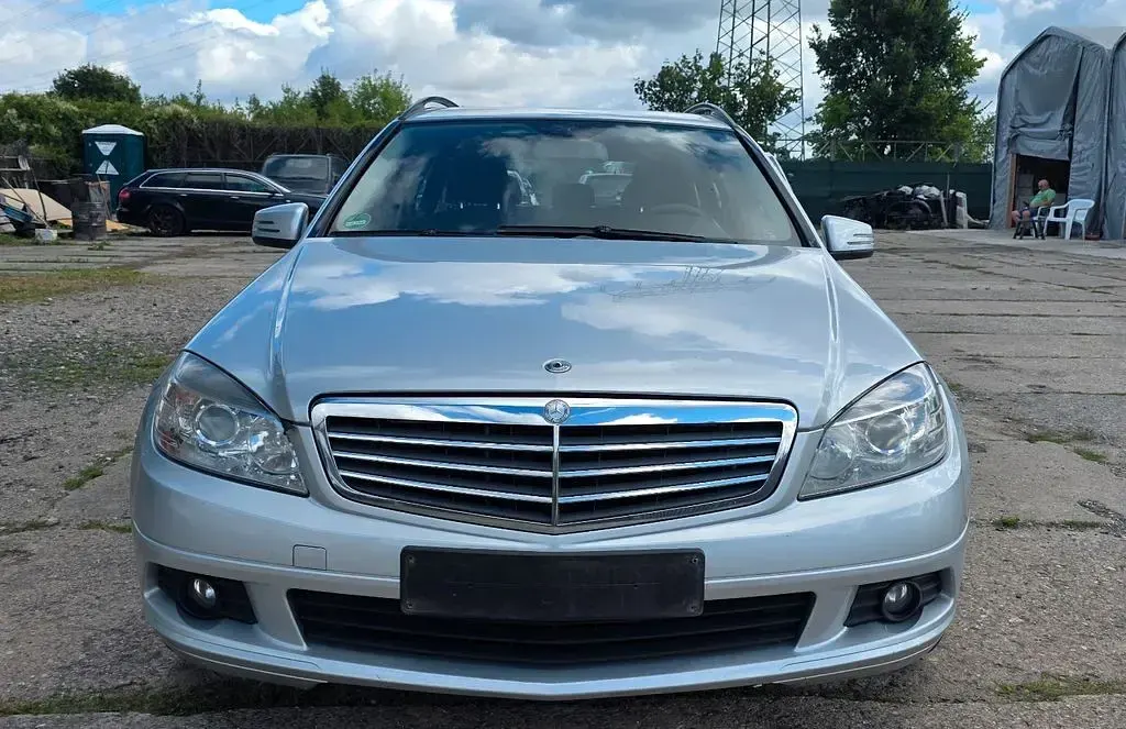 Gebraucht Mercedes C200 136 PS (100 kW) 2008 Silber Kombi