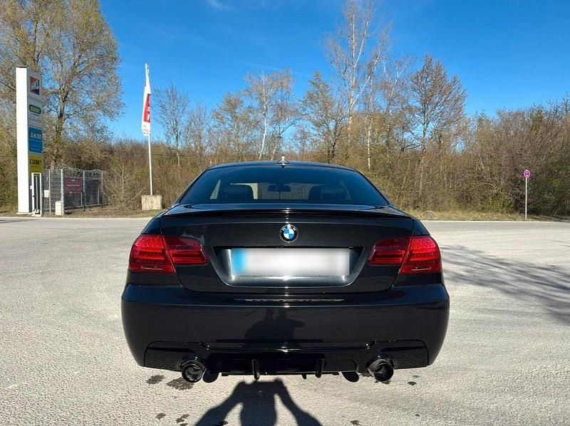 Second-hand BMW 335 Performance 306 CP (225 kW) 2008 Negru Coupe