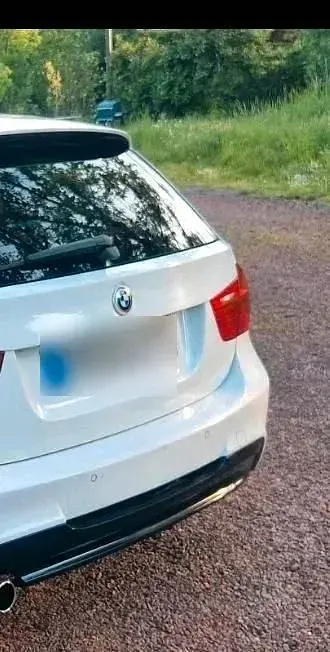 Gebraucht BMW 320 184 PS (135 kW) 2010 Weiß Kombi
