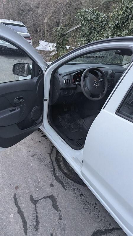 Gebraucht Dacia Sandero Ambiance 73 PS (53 kW) 2016 Weiß Limousine