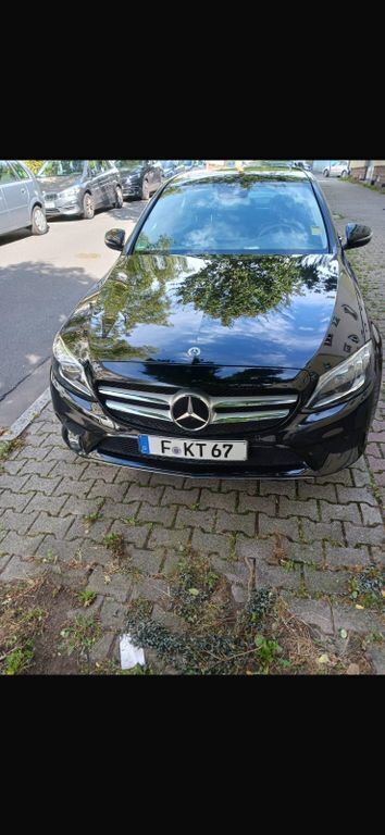 Gebraucht 2019 Mercedes C180 Limousine | 21.599 € (Guter Preis) - Bild 1/4