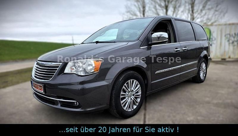 Gebraucht Chrysler Town & Country 287 PS (211 kW) 2015 Violet Van / Kleinbus