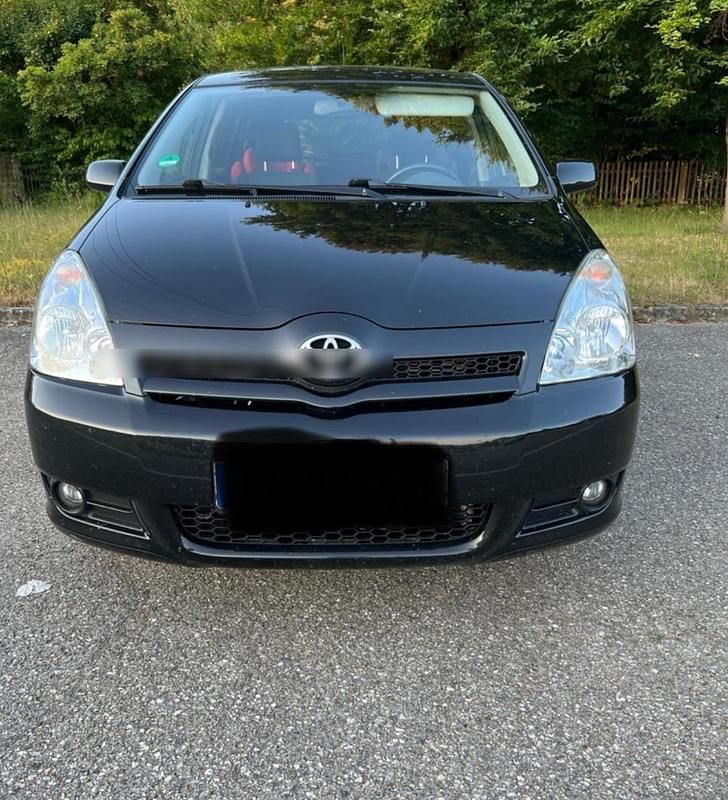 Schwarz Gebraucht 2007 Toyota Corolla Verso Van / Kleinbus | 3.300 € (Fairer Preis) - Bild 1/3