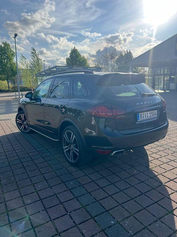 Usata Porsche Cayenne 245 CV (180 kW) 2012 Nero SUV