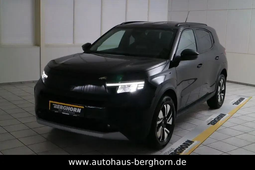 Neu Opel Frontera Ultimate 145 PS (106 kW) 2026 Schwarz SUV