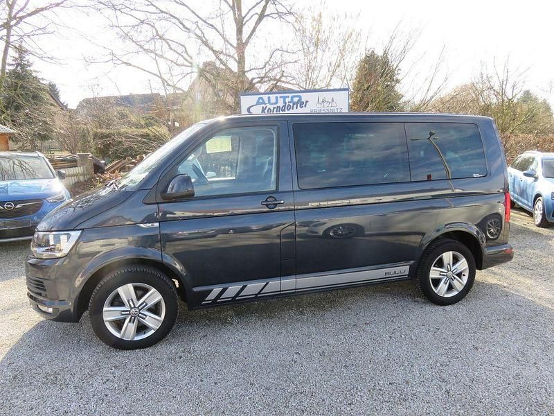 Gebraucht VW Multivan Comfortline 150 PS (110 kW) 2015 Starlight blue metallic Van