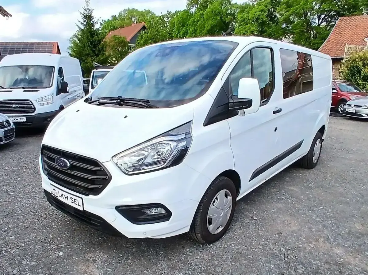 Gebraucht Ford Transit Custom Trend 131 PS (96 kW) 2020 Frostweiß Van / Kleinbus