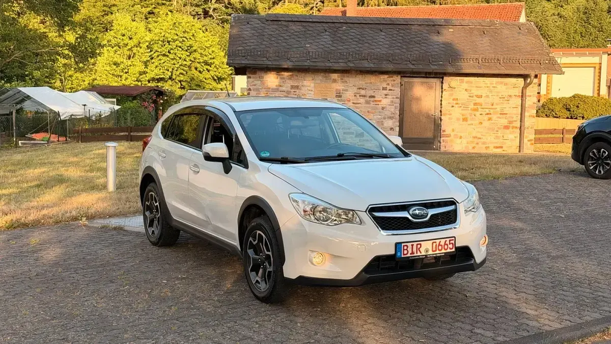 Gebraucht Subaru XV 150 PS (110 kW) 2012 Weiß SUV