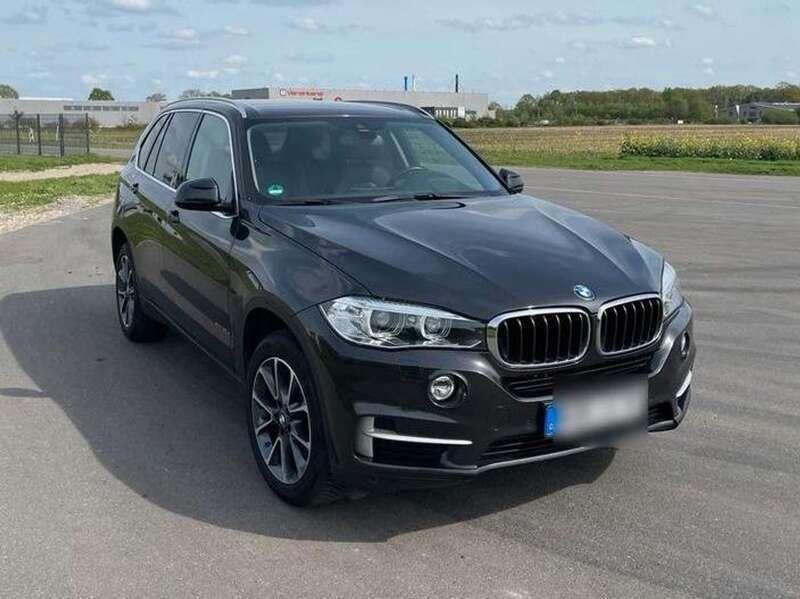 Grau Gebraucht 2017 BMW X5 SUV | 28.000 € (Superpreis) - Bild 1/4
