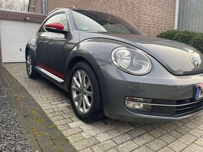 Gebraucht VW Beetle CLUB 105 PS (77 kW) 2015 Grau Kleinwagen