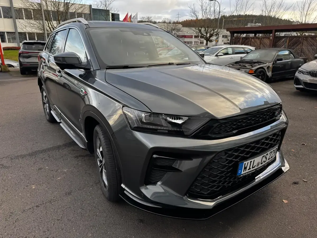 Gebraucht SWM G01 133 PS (97 kW) 2025 Grau SUV
