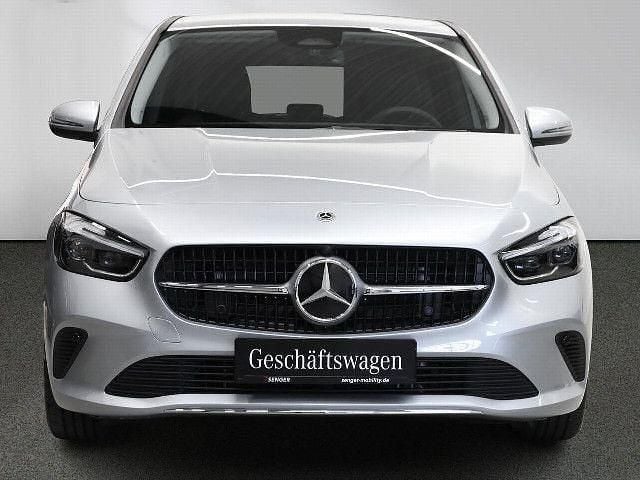 Gebraucht 2025 Mercedes B200 Van / Kleinbus | 35.780 € (Teuer) - Bild 1/4