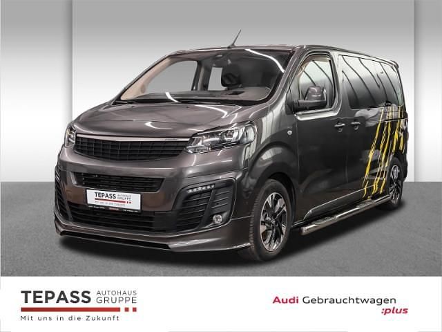 Grau Gebraucht 2020 Opel Zafira Life Innovation Van | 35.680 € (Fairer Preis) - Bild 1/4