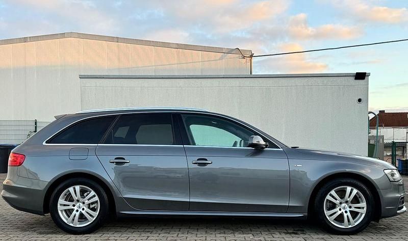Gebraucht Audi A4 S-Line 150 PS (110 kW) 2014 Grau Kombi
