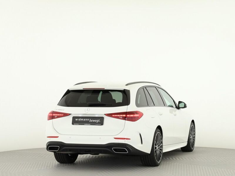 Gebraucht Mercedes C200 AMG 163 PS (119 kW) 2024 Unilack polarweiß Kombi
