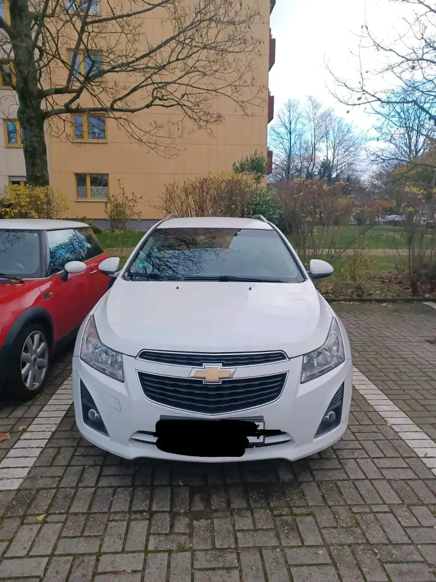 Gebraucht Chevrolet Cruze 130 PS (95 kW) 2012 Weiß Kombi