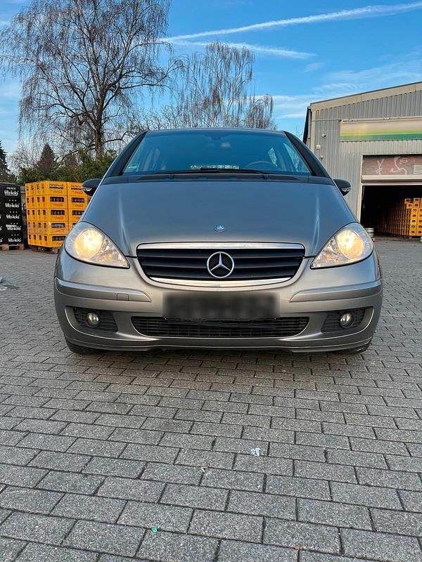Grau Gebraucht 2008 Mercedes A150 Kleinwagen | 1.850 € (Superpreis) - Bild 1/4