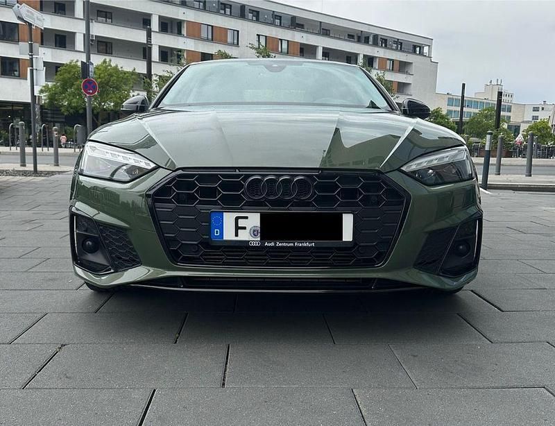 Grün Gebraucht 2020 Audi A5 S-Line Coupé | 34.000 € (Teuer) - Bild 1/2